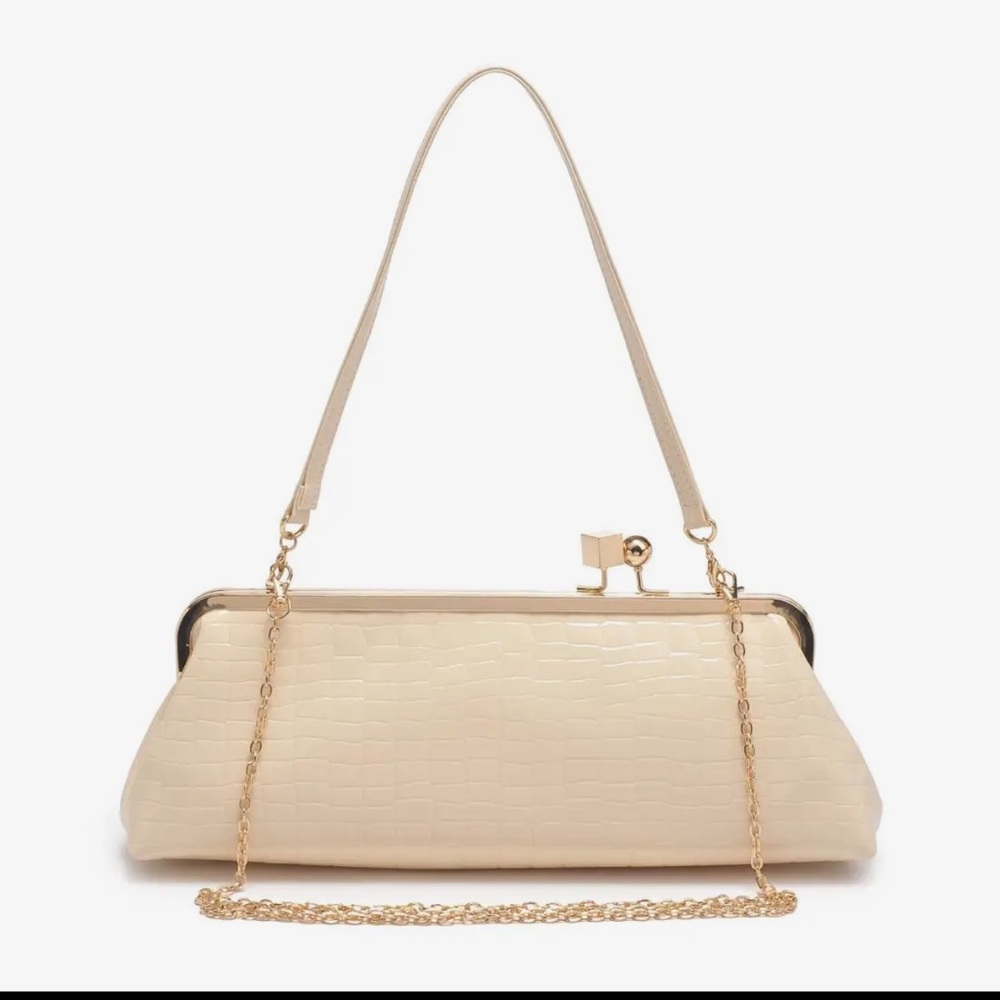Urban Expressions Cream Crocodile Embossed Clutch - New W/Tags - Piper Clutch